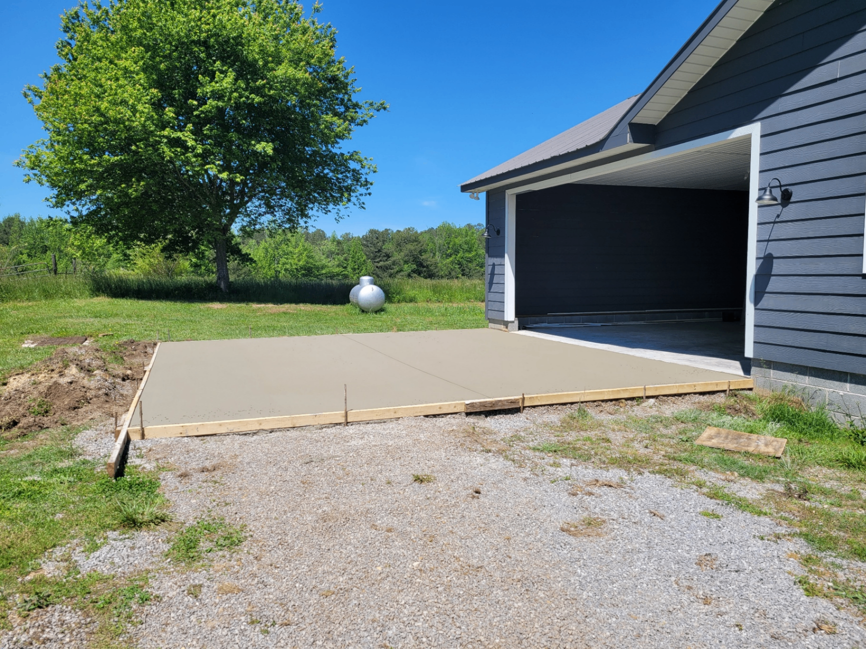 Professional concrete contractors serving homeowners throughout Huntsville AL and Jackson County Alabama